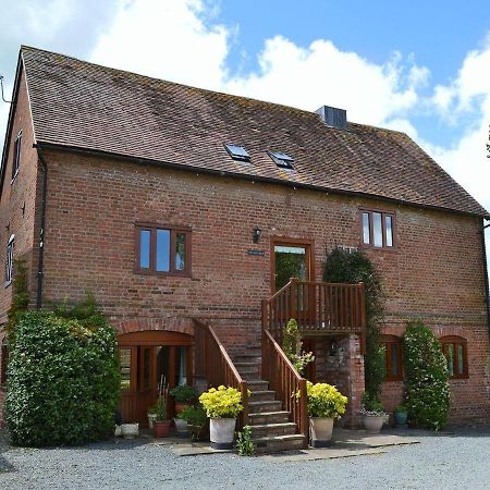 The Chaff House - Farm Stay Apartment Set Within 135 Acres Bromyard Bagian luar foto